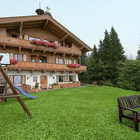 Schnapplhof I Feriehus *